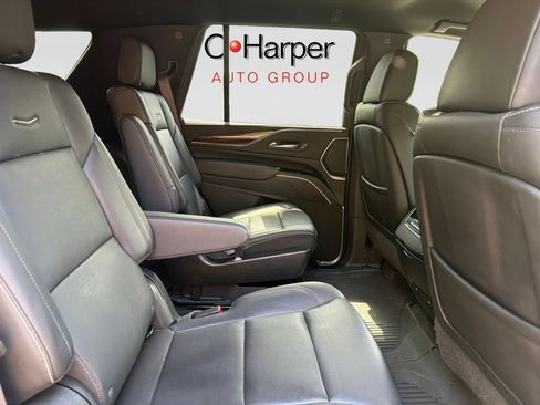 Used 2022 Cadillac Escalade Luxury AWD/4WD image 20
