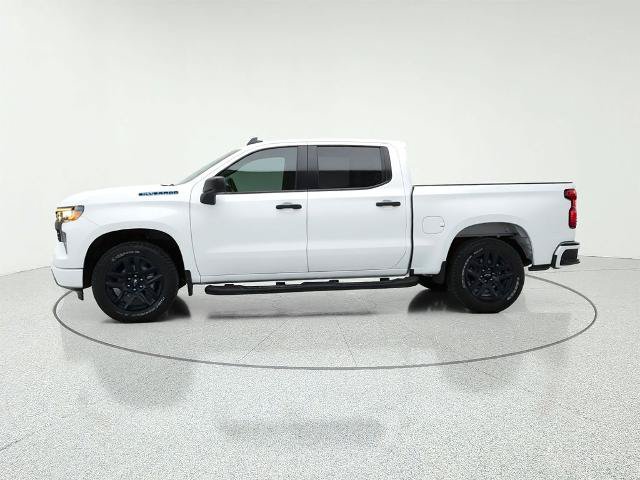 Used 2024 Chevrolet Silverado 1500 Custom w/ Turbomax Blackout Package RWD image 4