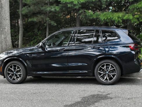 Used 2023 BMW X3 xDrive30i w/ M Sport Package AWD/4WD image 4