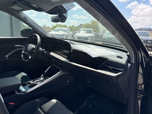 New 2025 Audi Q5 Premium Plus image 15