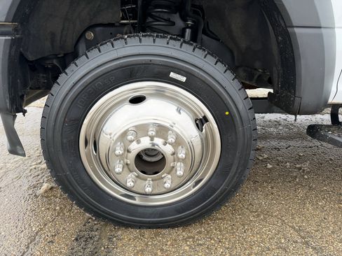 Used 2020 Ford F550 4x4 Regular Cab Super Duty image 12