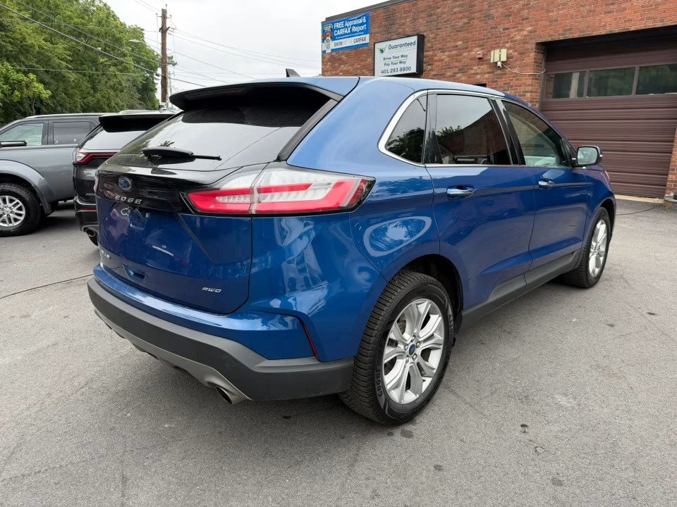 Used 2021 Ford Edge Titanium w/ Cargo Accessory Package AWD/4WD image 7