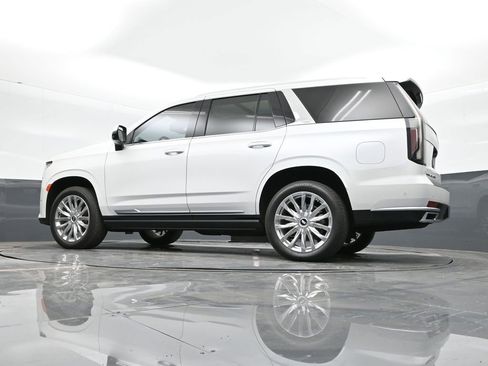 Used 2023 Cadillac Escalade Premium Luxury w/ Performance Package image 35