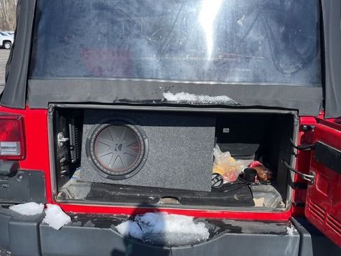 Used 2018 Jeep Wrangler Sport image 28