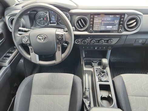Used 2020 Toyota Tacoma TRD Off-Road image 35