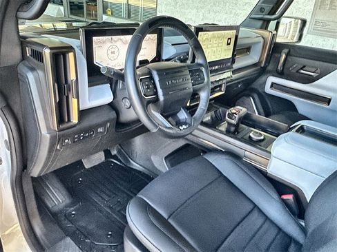 Certified 2024 GMC Hummer EV 3X w/ Extreme Off-Road Package image 10