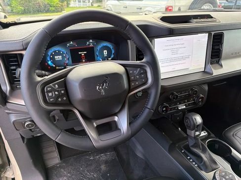 New 2026 Ford Bronco Outer Banks AWD/4WD image 13