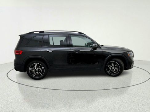 Certified 2024 Mercedes-Benz GLB 250 image 7