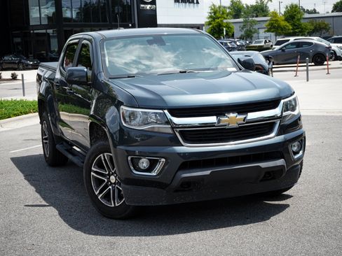 Used 2019 Chevrolet Colorado LT w/ LT Convenience Package AWD/4WD image 2