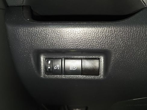Used 2024 Toyota RAV4 XLE image 18