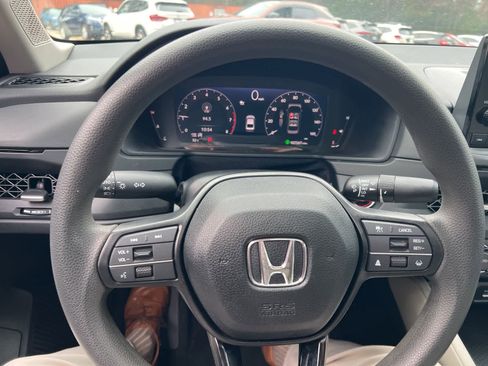Certified 2024 Honda Accord EX image 21