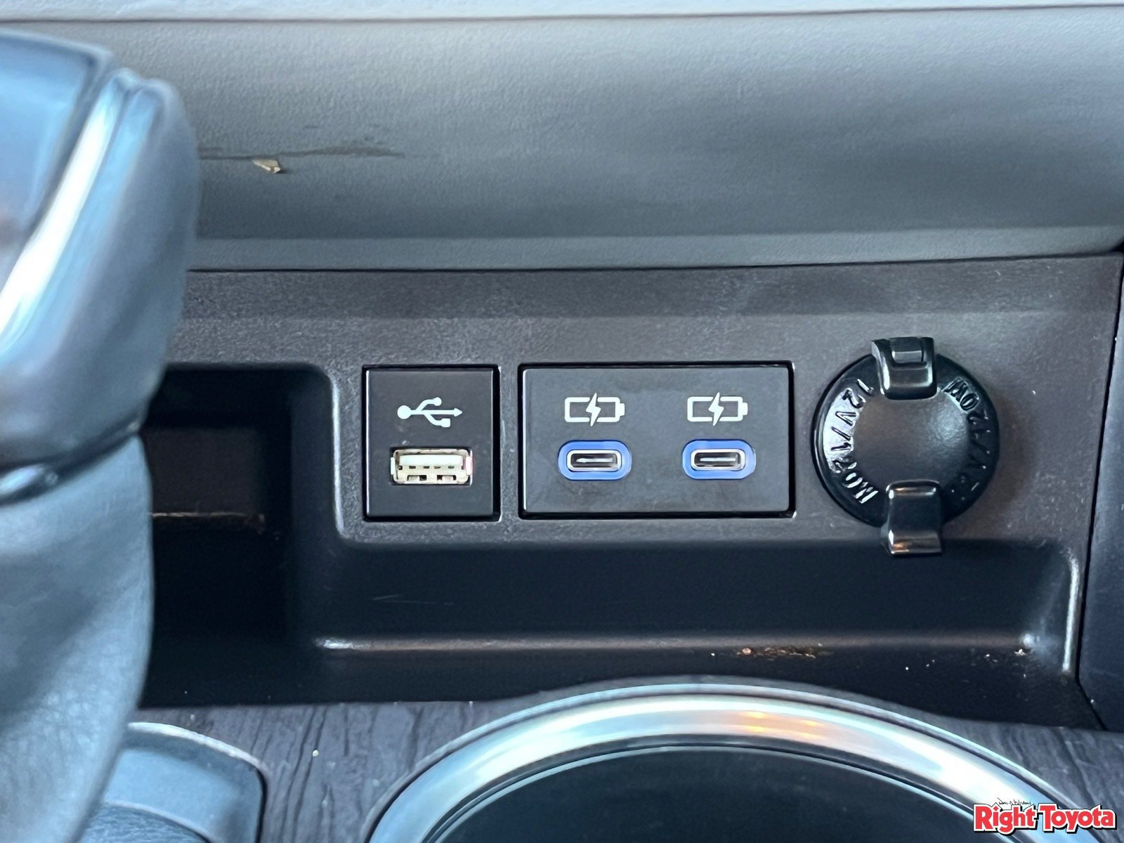 Used 2022 Toyota Highlander Platinum FWD image 27