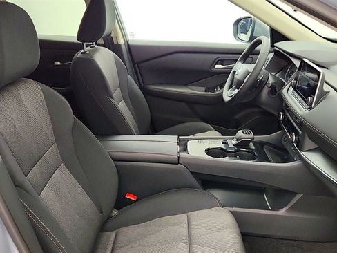 Used 2026 Nissan Rogue SV FWD image 21