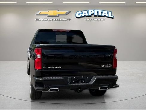 Used 2026 Chevrolet Silverado 1500 High Country AWD/4WD image 5