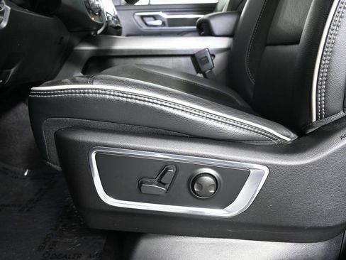 Used 2025 RAM 1500 Laramie image 22