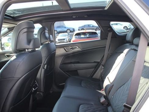 Used 2024 Kia Sportage X-Line AWD/4WD image 24