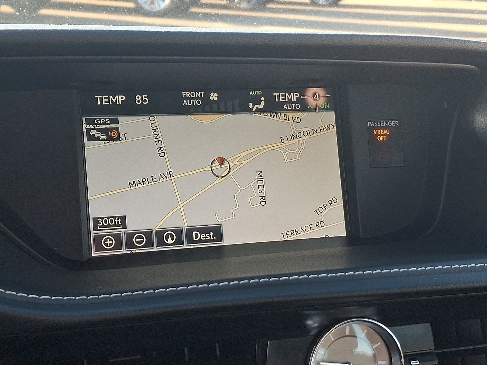 Used 2016 Lexus ES 350 w/ Luxury Package w/Wood Trim FWD image 18