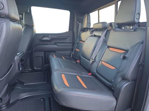 Used 2023 GMC Sierra 1500 AT4 w/ Technology Package AWD/4WD image 16