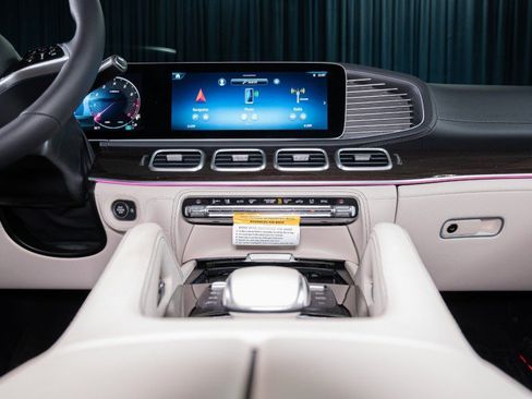 New 2026 Mercedes-Benz GLE 580 4MATIC image 22