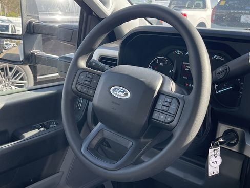 New 2024 Ford F350 XL w/ XL Chrome Package image 15