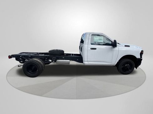 New 2025 RAM 3500 Tradesman image 8