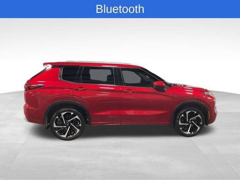 Used 2023 Mitsubishi Outlander SEL Black Edition image 6