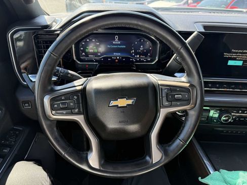 Used 2024 Chevrolet Silverado 3500 High Country AWD/4WD image 8