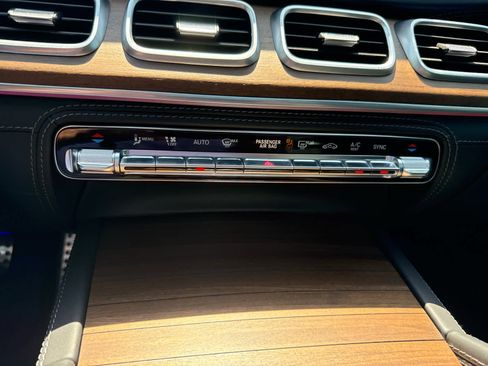 Used 2023 Mercedes-Benz GLE 63 AMG S image 20