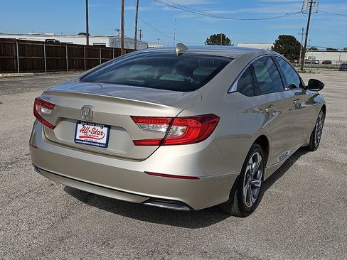 Used 2019 Honda Accord EX image 7