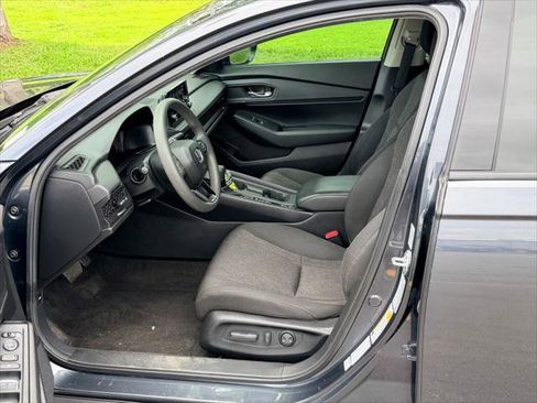 Used 2024 Honda Accord EX image 13