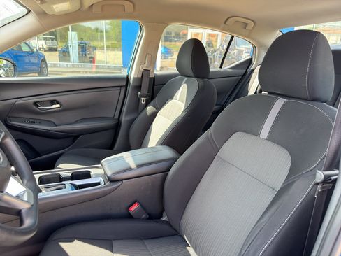 Used 2023 Nissan Sentra SV FWD image 24