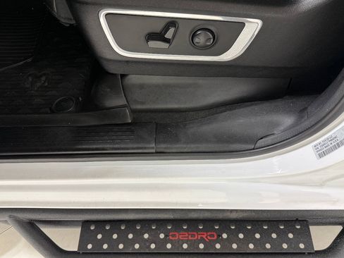 Used 2023 RAM 1500 Laramie AWD/4WD image 50