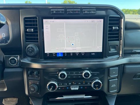 Used 2024 Ford F350 Lariat w/ Lariat Ultimate Package AWD/4WD image 5