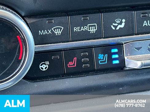 Used 2024 Ford Expedition Max XLT AWD/4WD image 37