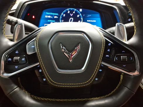Used 2021 Chevrolet Corvette Stingray Premium Cpe w/ Z51 Performance Package RWD image 30