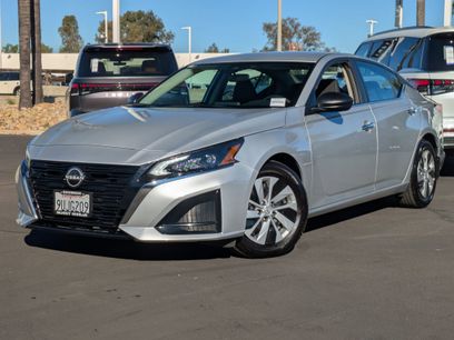 Certified 2025 Nissan Altima 2.5 S