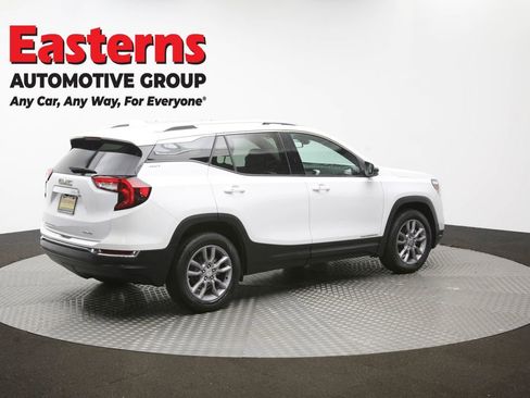 Used 2024 GMC Terrain SLT image 43