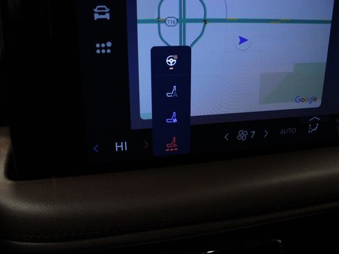 Used 2025 Lincoln Aviator Reserve w/ Luxury Package image 27