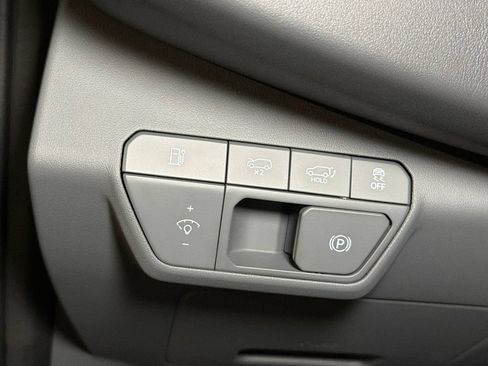 New 2026 Kia EV9 Land w/ Nightfall Edition Package AWD/4WD image 19