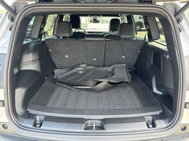 New 2026 Jeep Cherokee Limited AWD/4WD image 25