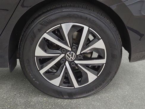 Used 2023 Volkswagen Jetta S image 32