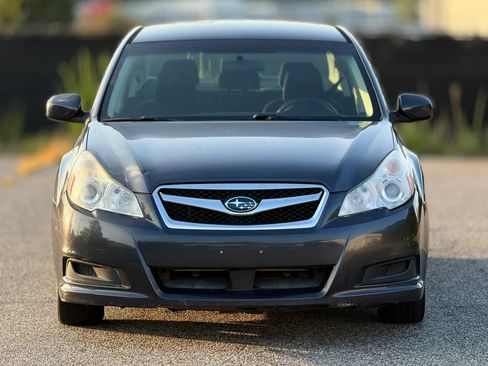 Used 2011 Subaru Legacy 2.5i Premium w/ All-Weather Pkg AWD/4WD image 5
