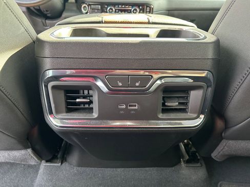 Certified 2025 Chevrolet Silverado 2500 High Country w/ Technology Package image 34