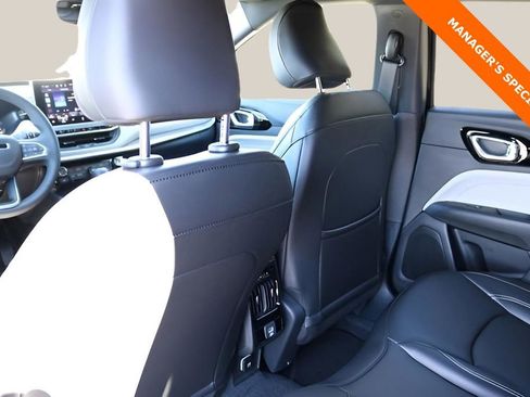 New 2026 Jeep Compass Limited image 14