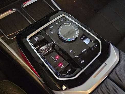 New 2026 BMW 740i RWD image 11