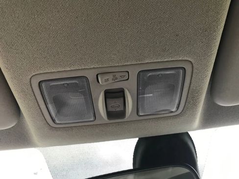 Used 2020 Hyundai Venue SEL w/ Convenience Package image 26