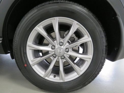 Used 2024 Honda CR-V EX-L image 3