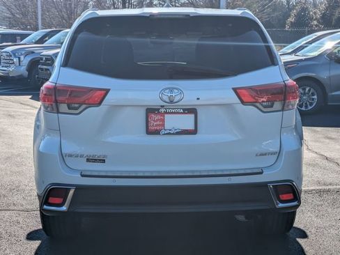 Used 2019 Toyota Highlander Limited image 5