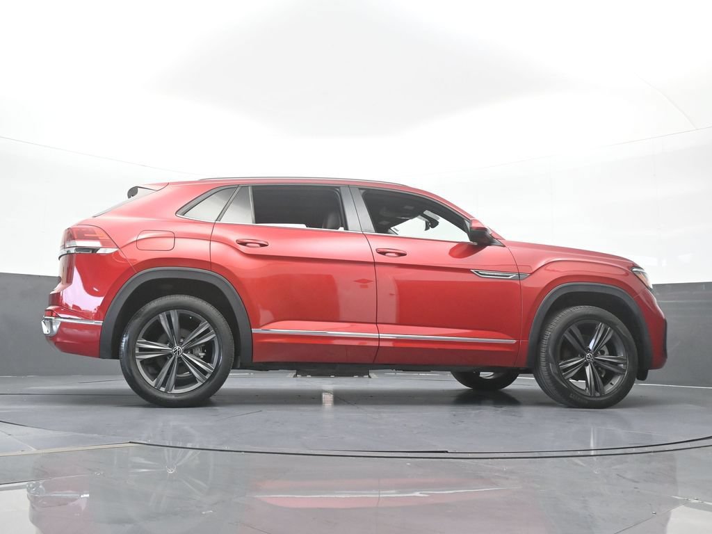 Used 2021 Volkswagen Atlas Cross Sport SE w/ Panoramic Sunroof Package FWD image 60