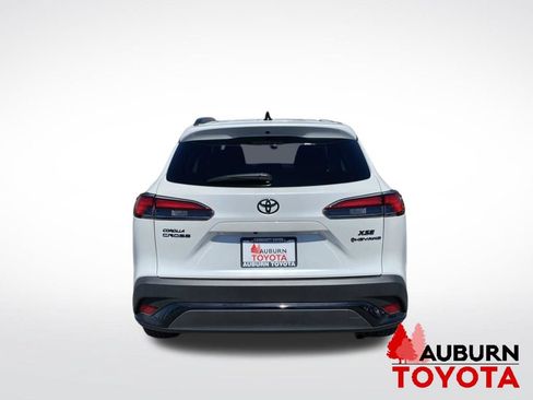 Used 2025 Toyota Corolla Cross AWD Hybrid w/ Convenience Package image 6